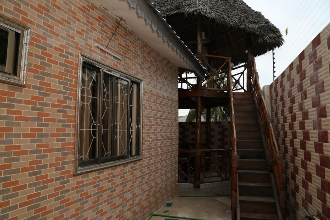 Dalma Lodge Bububu Exterior photo