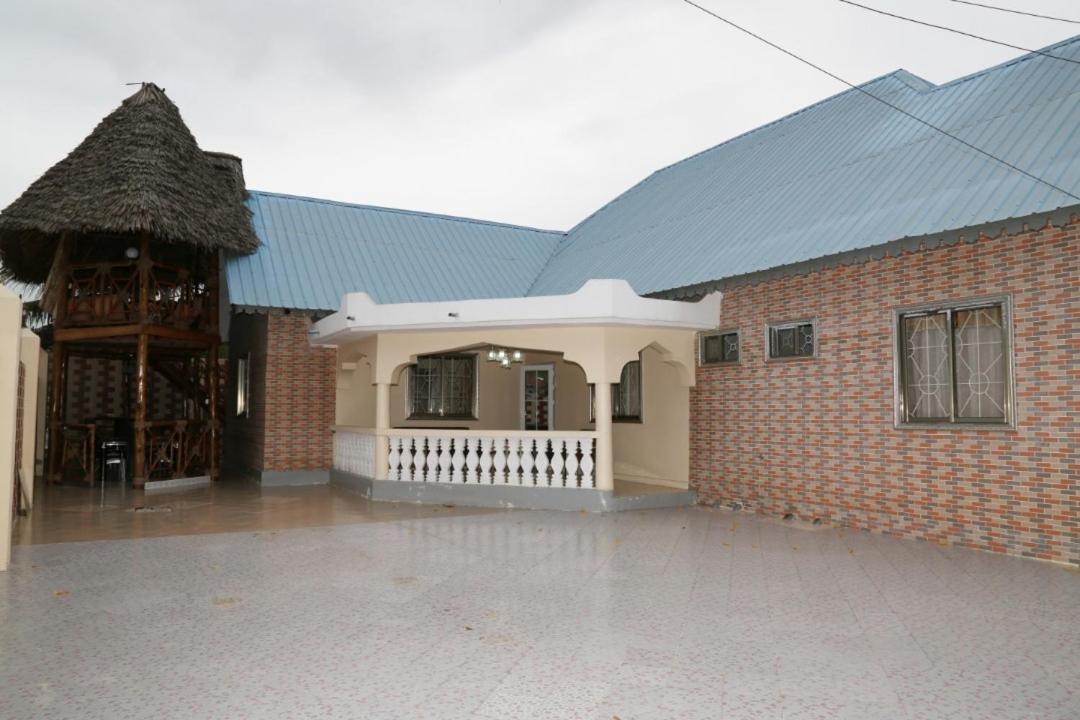 Dalma Lodge Bububu Exterior photo